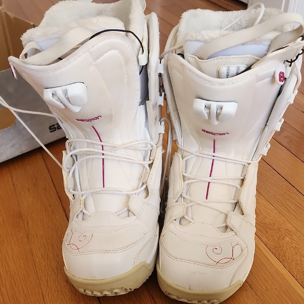 Salomon Cream Snowboard Boots